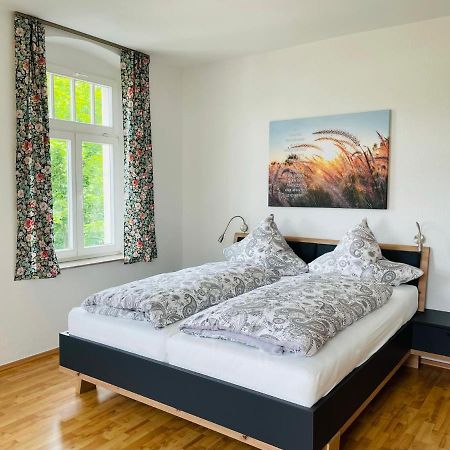 "Glueck Auf" Lichtdurchflutete Schicke Ferienwohnung In Zwickau Bagian luar foto