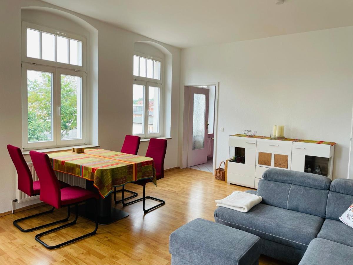"Glueck Auf" Lichtdurchflutete Schicke Ferienwohnung In Zwickau Bagian luar foto