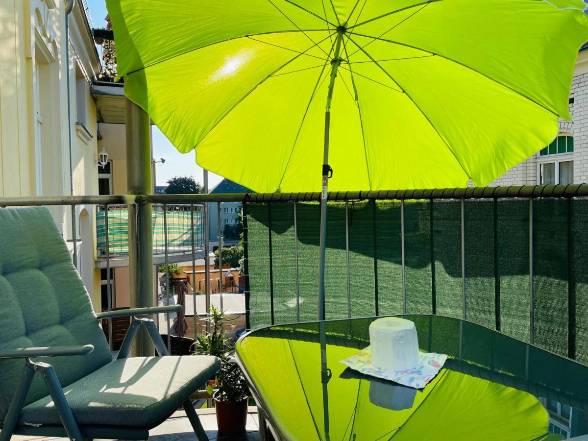 "Glueck Auf" Lichtdurchflutete Schicke Ferienwohnung In Zwickau Bagian luar foto