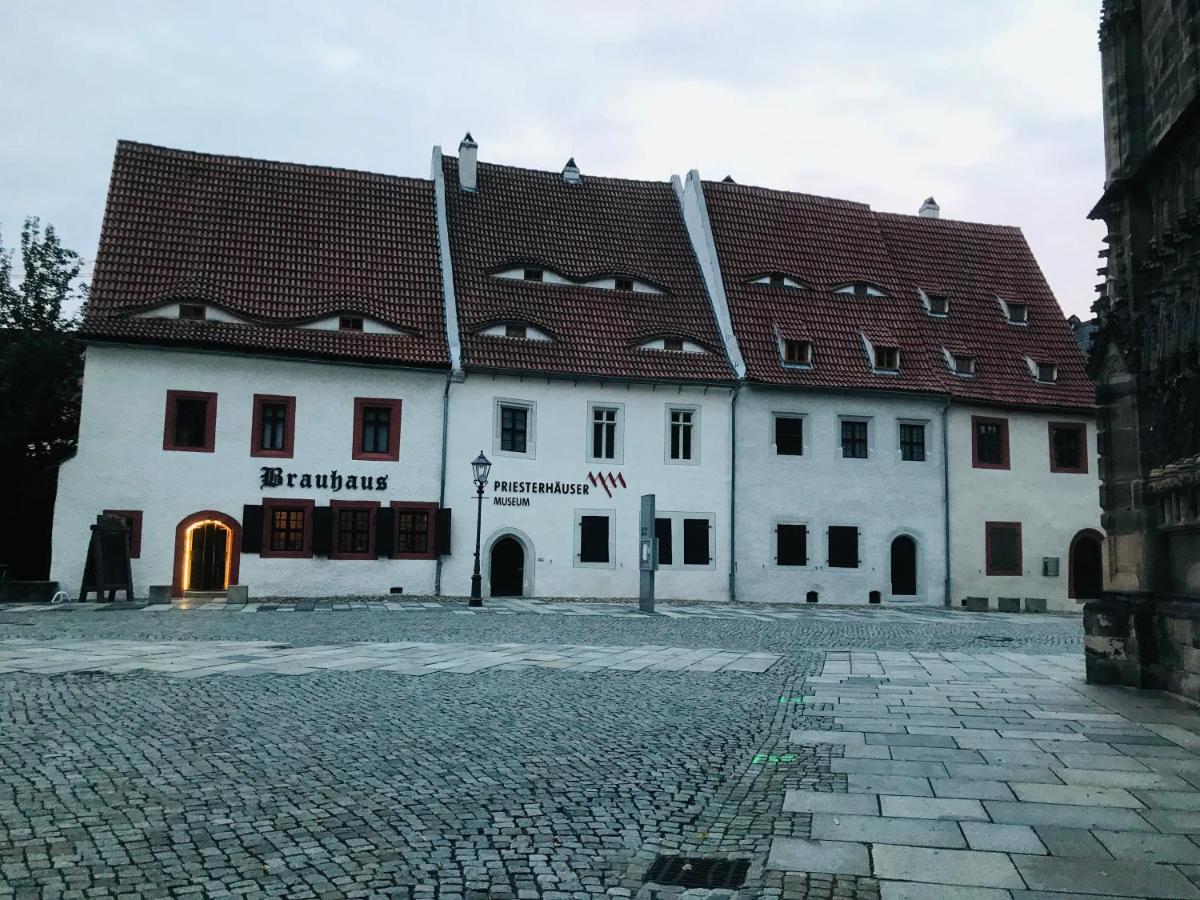 "Glueck Auf" Lichtdurchflutete Schicke Ferienwohnung In Zwickau Bagian luar foto