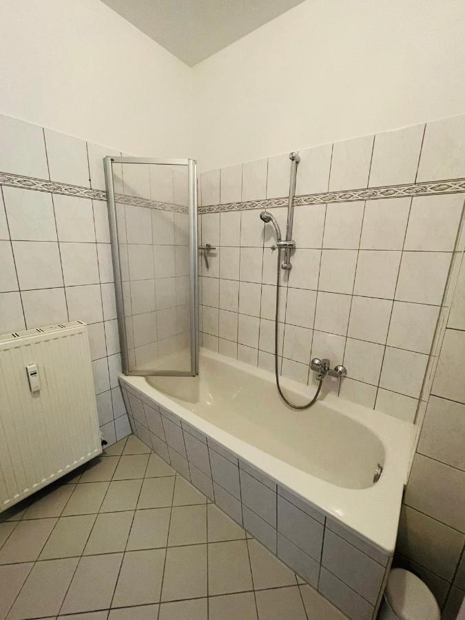 "Glueck Auf" Lichtdurchflutete Schicke Ferienwohnung In Zwickau Bagian luar foto